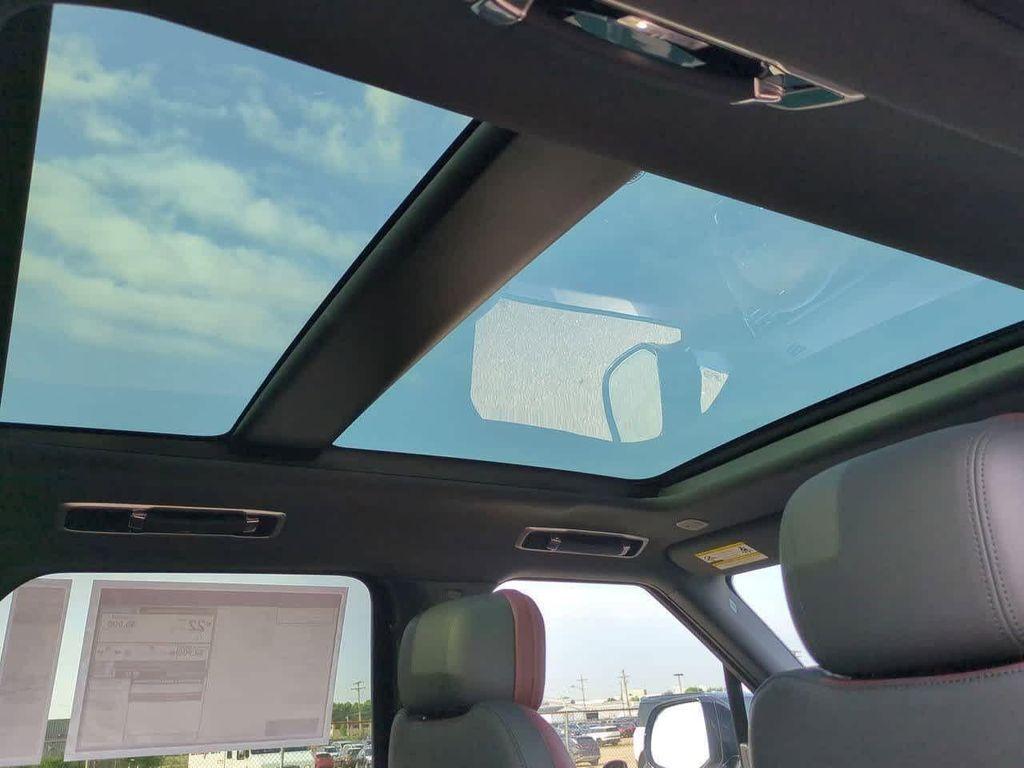 new 2025 Land Rover Range Rover Sport car, priced at $106,085