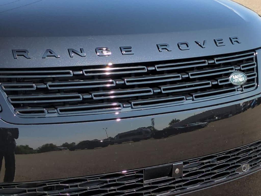 new 2025 Land Rover Range Rover Sport car, priced at $92,835