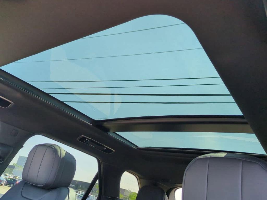 new 2025 Land Rover Range Rover Sport car, priced at $92,835