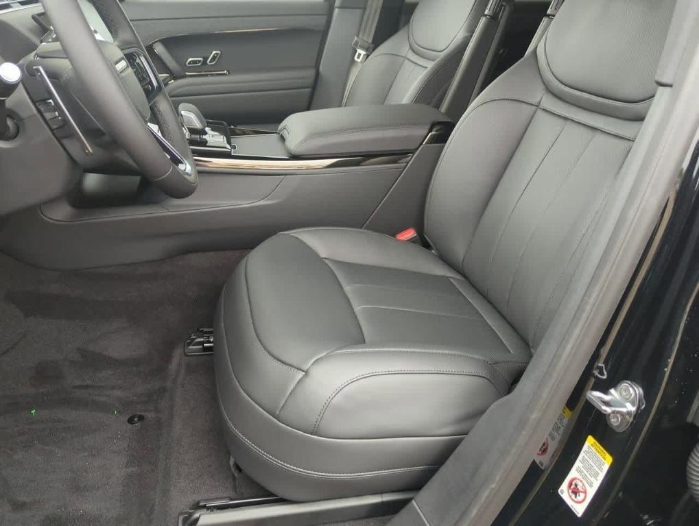 new 2025 Land Rover Range Rover Sport car, priced at $94,615