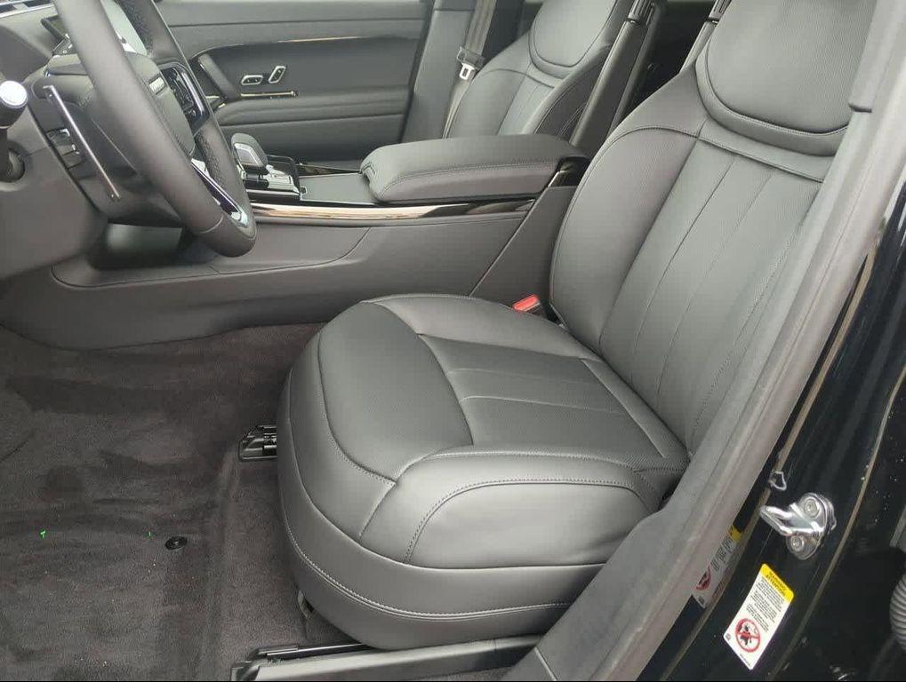 new 2025 Land Rover Range Rover Sport car, priced at $94,615