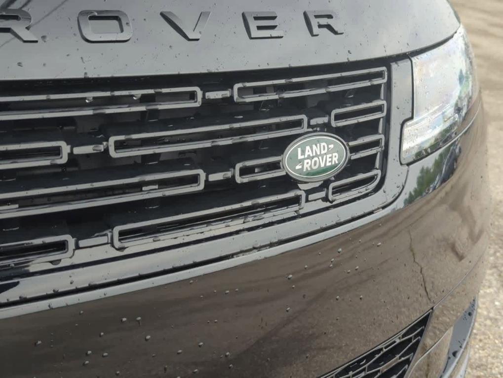 new 2025 Land Rover Range Rover Sport car, priced at $94,615