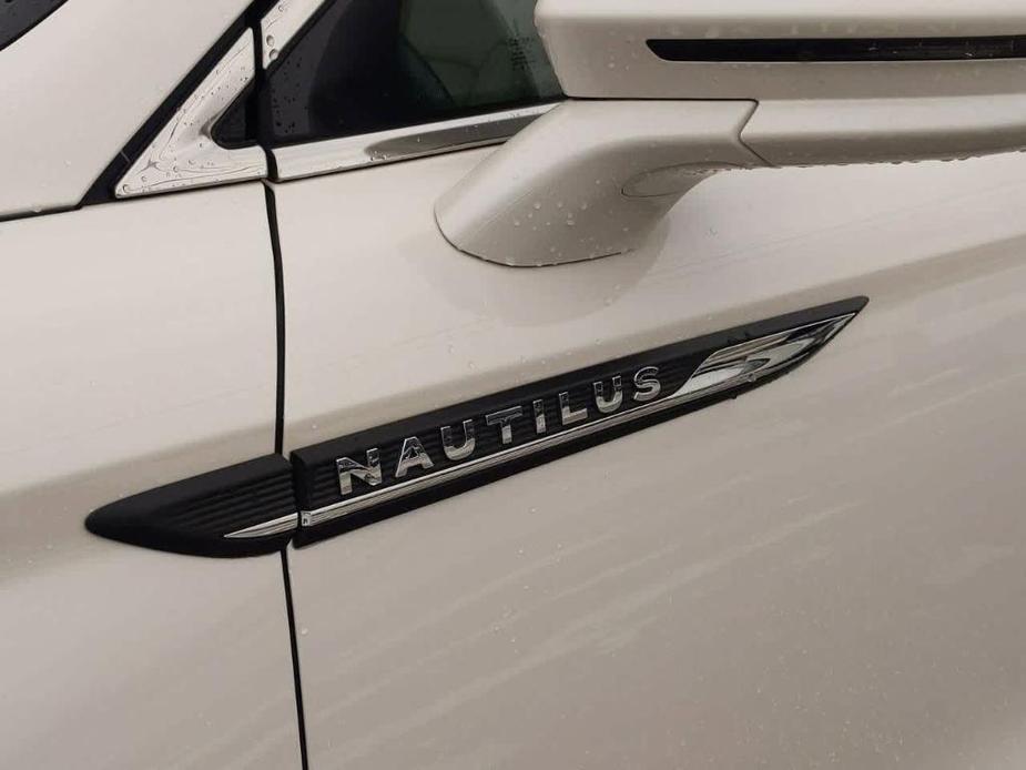 used 2019 Lincoln Nautilus car, priced at $24,692