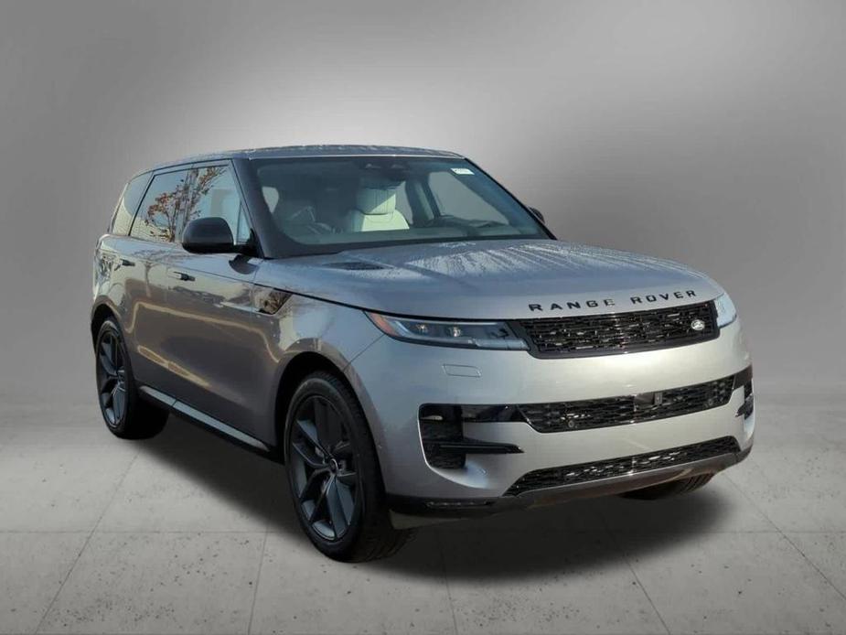 new 2025 Land Rover Range Rover Sport car, priced at $92,315