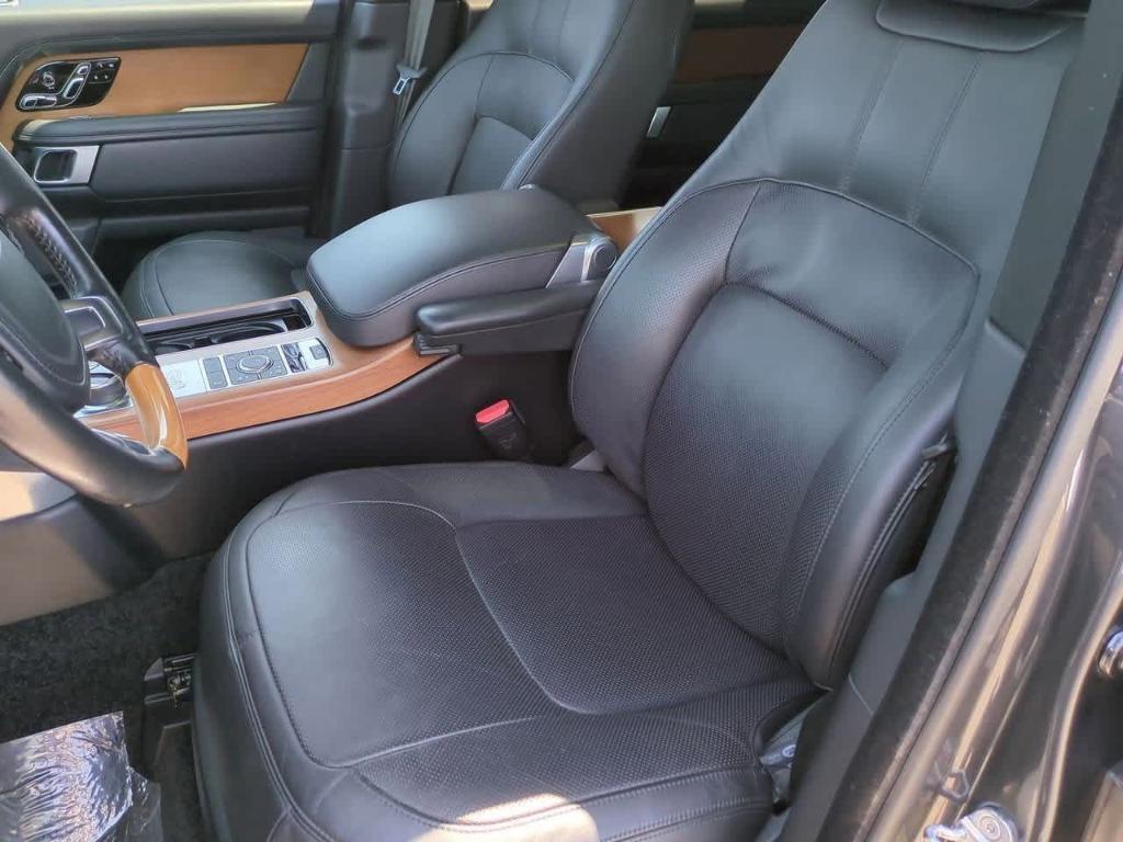 used 2019 Land Rover Range Rover car, priced at $37,871