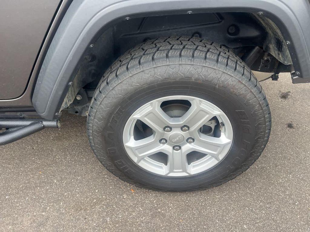 used 2018 Jeep Wrangler Unlimited car, priced at $21,840