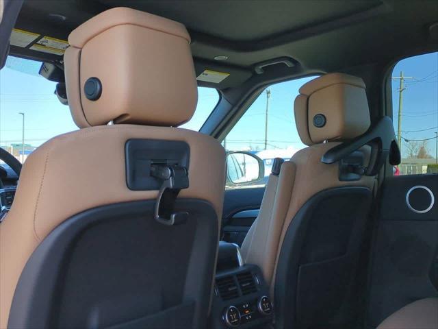 new 2025 Land Rover Discovery car, priced at $75,278