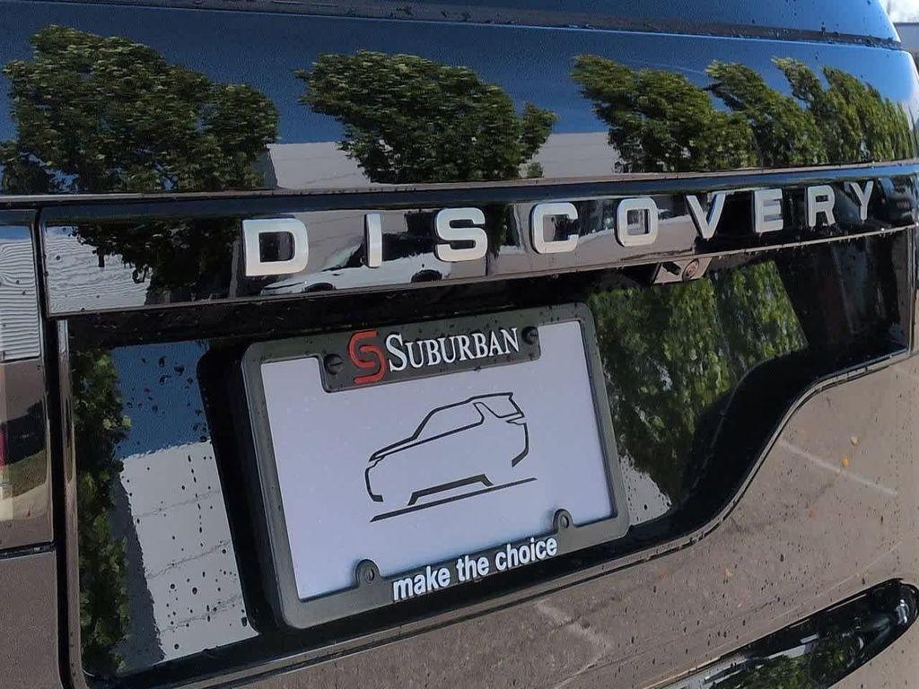 new 2026 Land Rover Discovery car, priced at $77,391