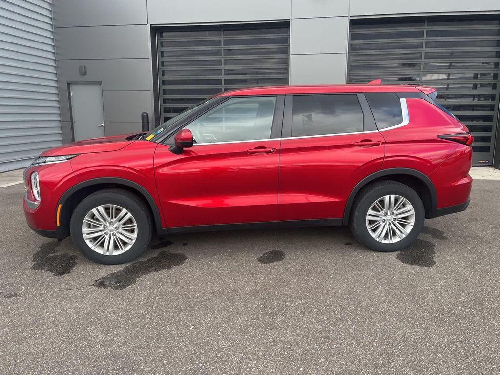 used 2022 Mitsubishi Outlander car, priced at $22,348