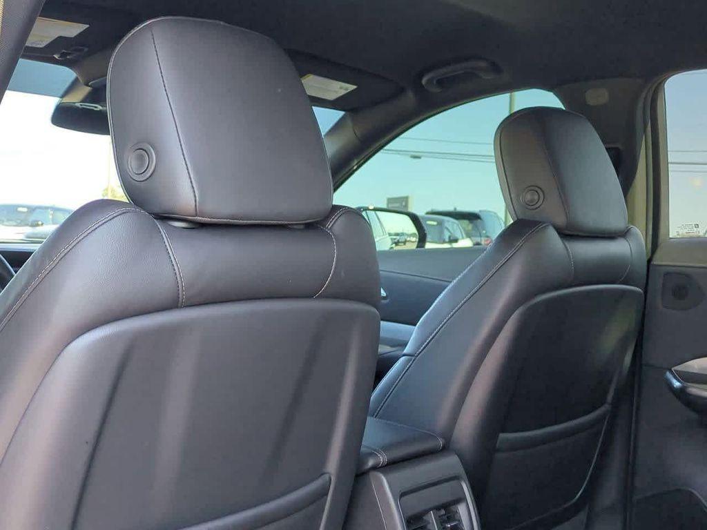 used 2023 Cadillac XT4 car, priced at $30,429