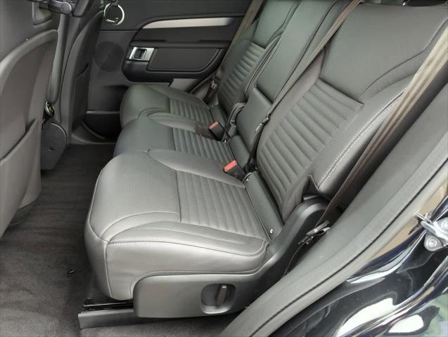 new 2025 Land Rover Discovery car, priced at $75,278