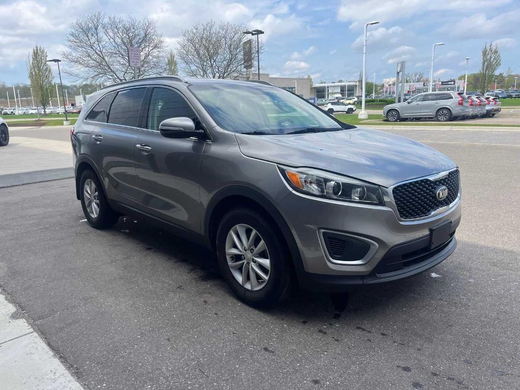 used 2018 Kia Sorento car, priced at $14,961