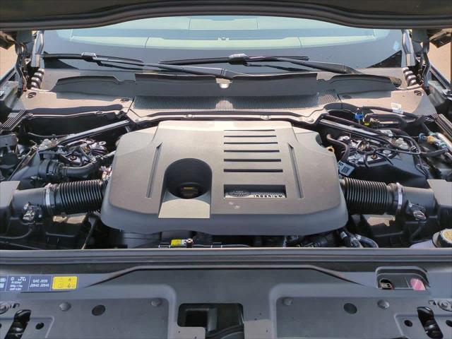 new 2025 Land Rover Discovery car, priced at $79,768