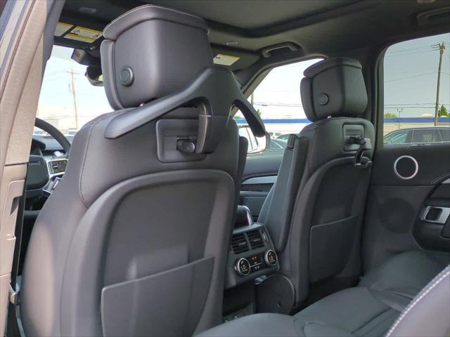 new 2025 Land Rover Discovery car, priced at $79,768