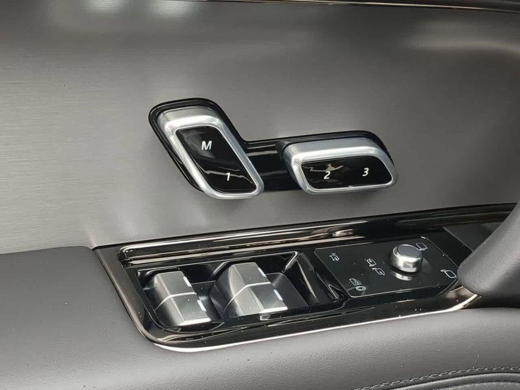 new 2025 Land Rover Range Rover Sport car, priced at $121,585