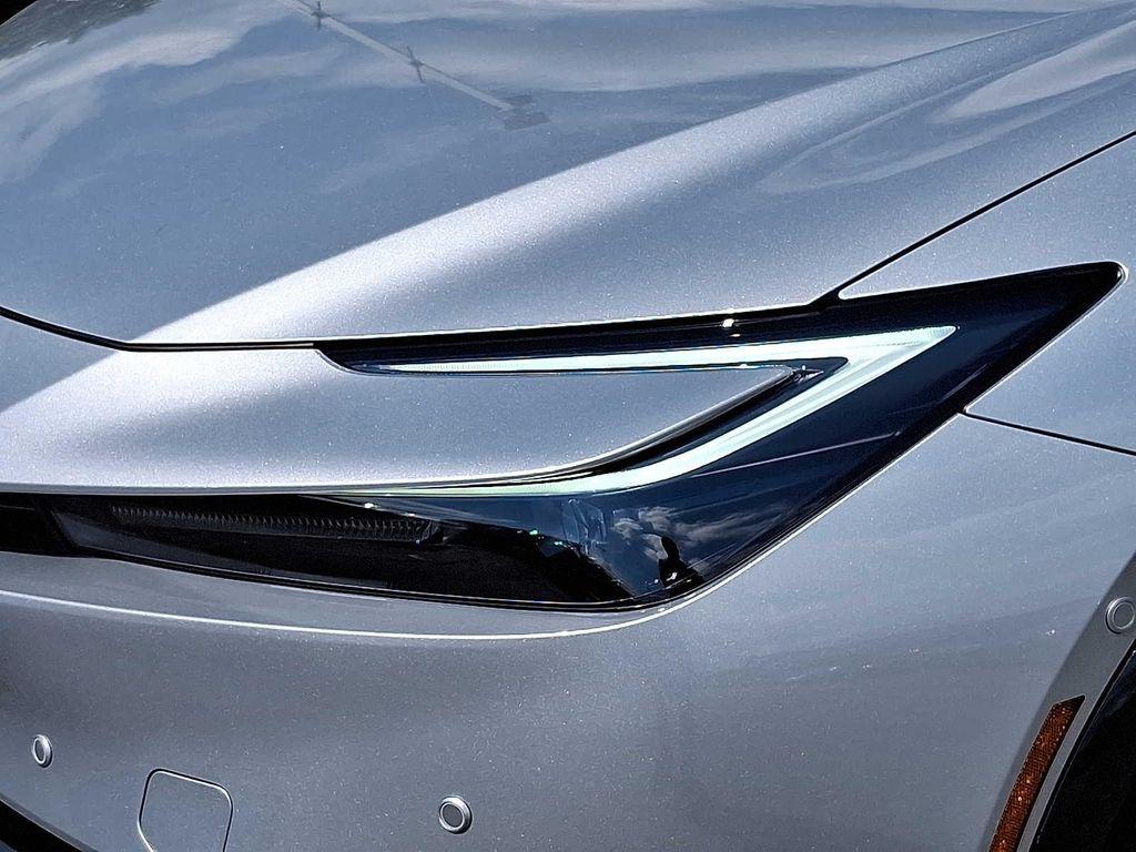 new 2026 Toyota Prius Plug-In Hybrid car, priced at $44,319