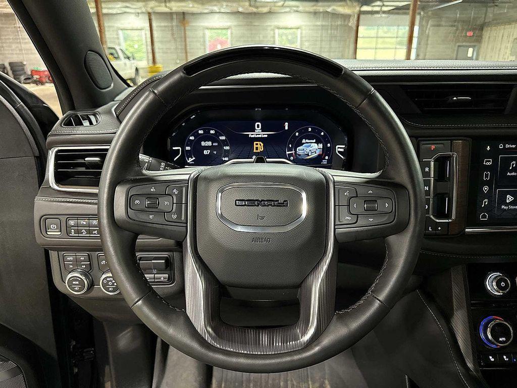 used 2023 GMC Yukon XL car, priced at $70,995