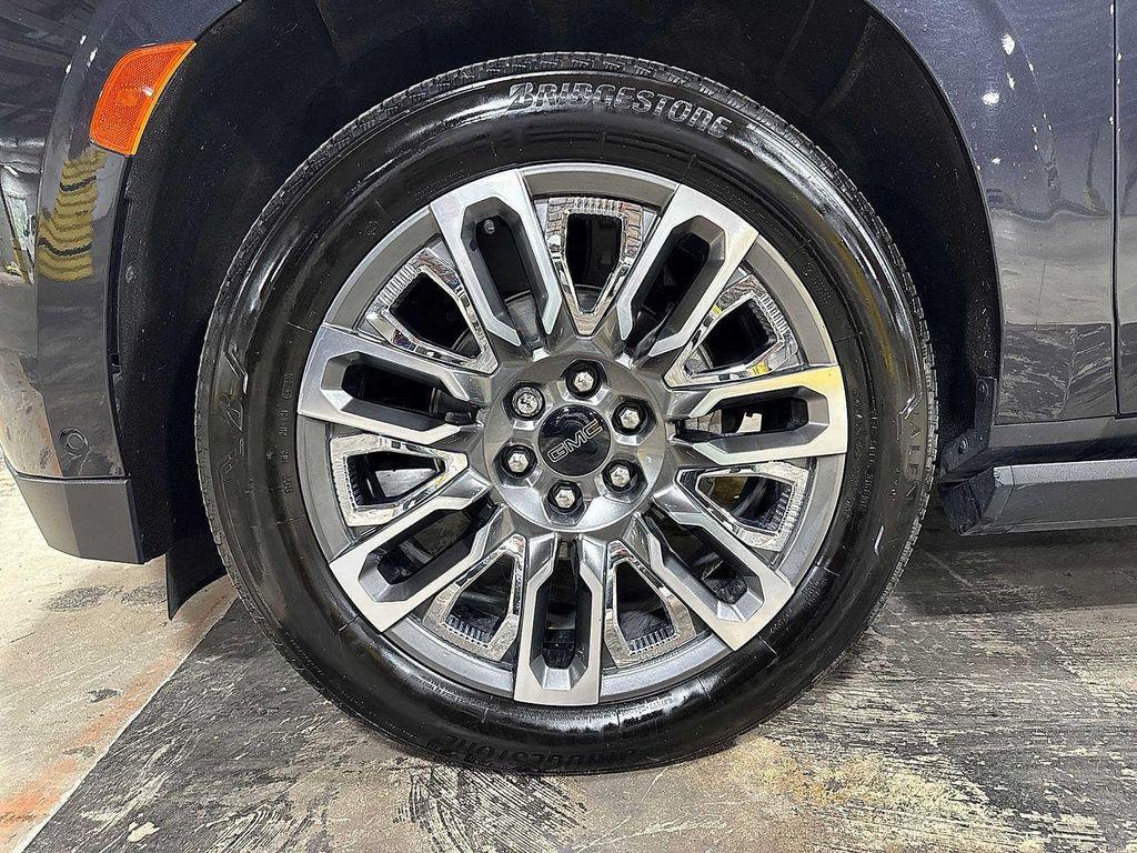 used 2023 GMC Yukon XL car, priced at $70,995