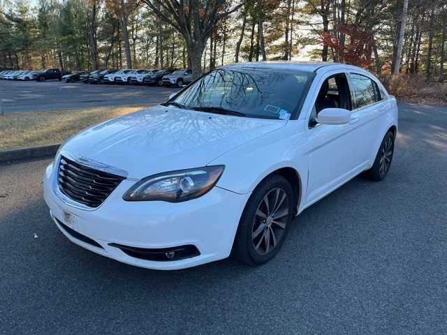 used 2013 Chrysler 200 car, priced at $5,000