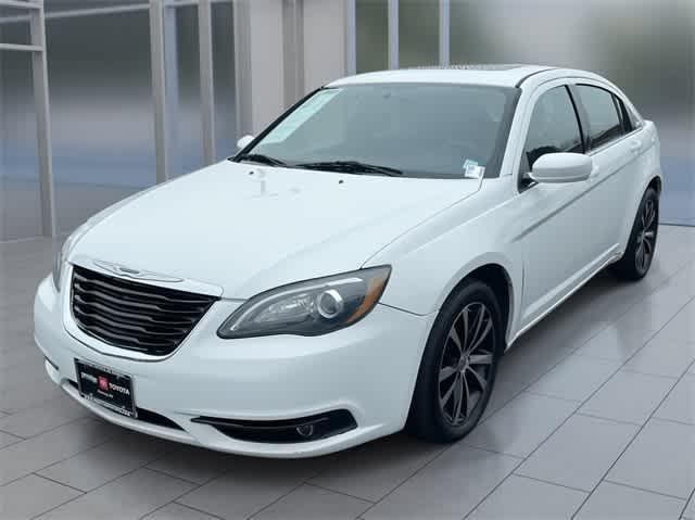 used 2013 Chrysler 200 car, priced at $3,495