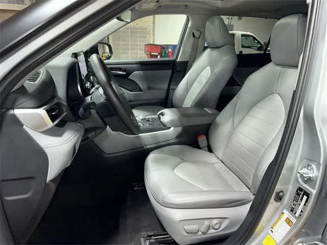 used 2023 Toyota Highlander Hybrid car, priced at $42,195