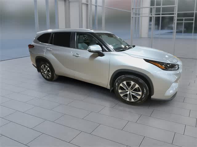 used 2023 Toyota Highlander Hybrid car, priced at $42,195