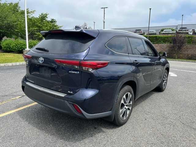 used 2022 Toyota Highlander Hybrid car, priced at $37,495
