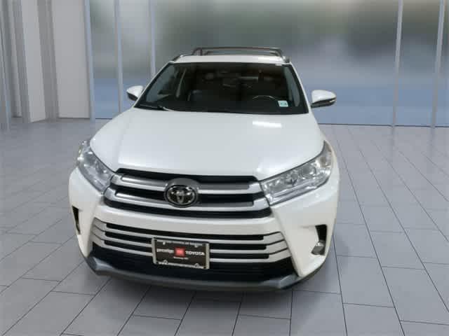 used 2018 Toyota Highlander car, priced at $23,795