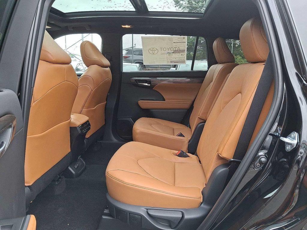 new 2025 Toyota Highlander car, priced at $56,332