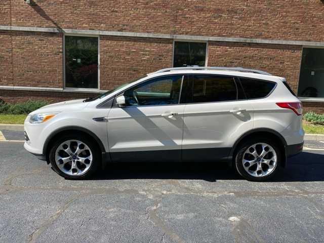 used 2013 Ford Escape car, priced at $7,995