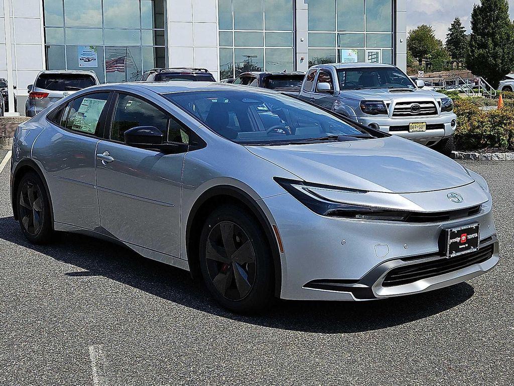 new 2026 Toyota Prius Plug-In Hybrid car, priced at $36,019