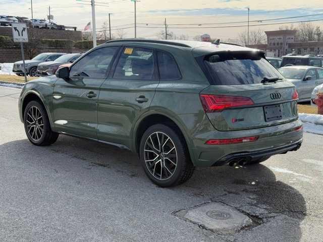 used 2022 Audi SQ5 car, priced at $37,995