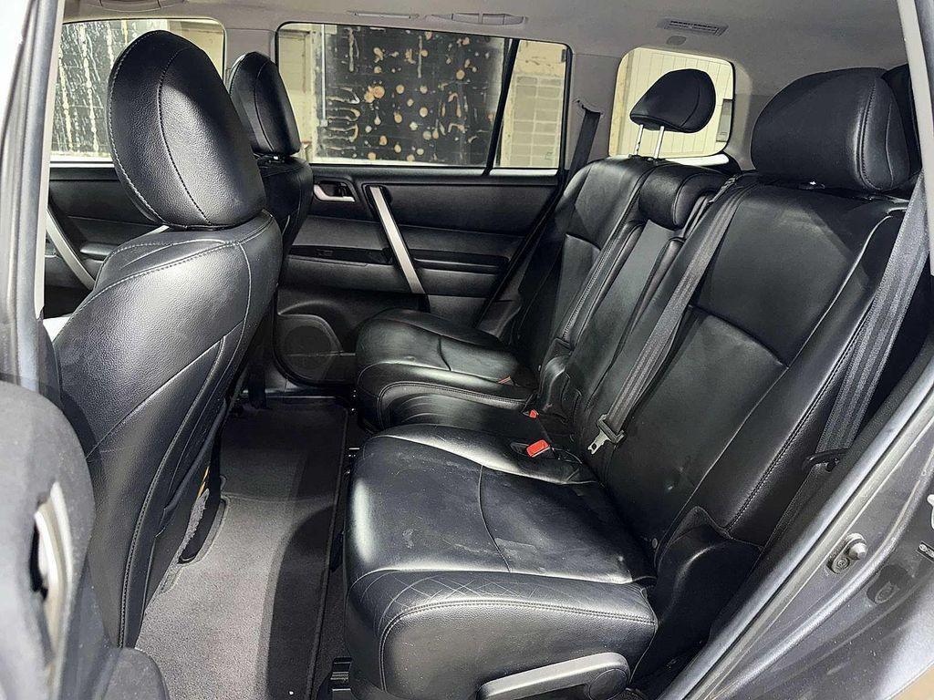 used 2013 Toyota Highlander car, priced at $10,995