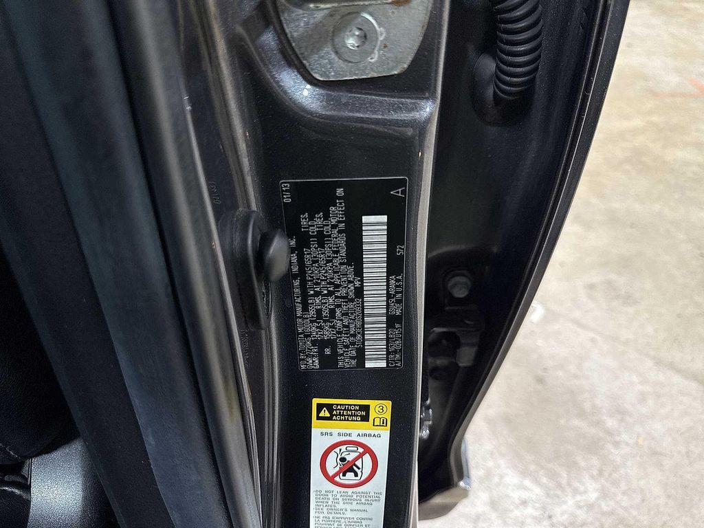 used 2013 Toyota Highlander car, priced at $10,995