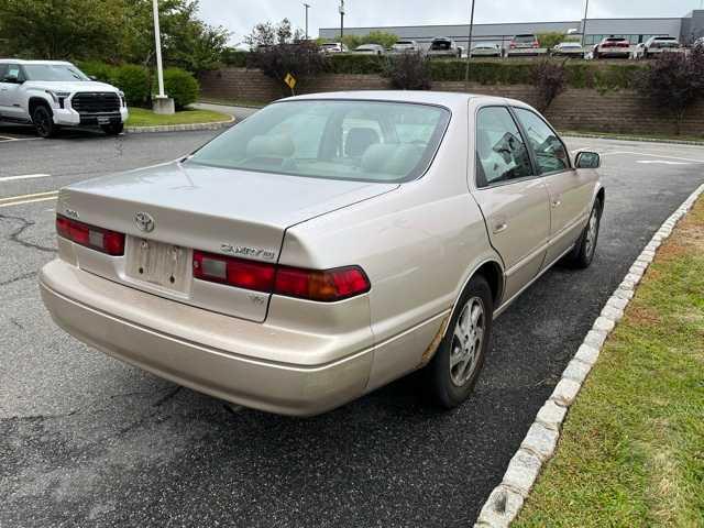 used 1998 Toyota Camry car, priced at $5,000