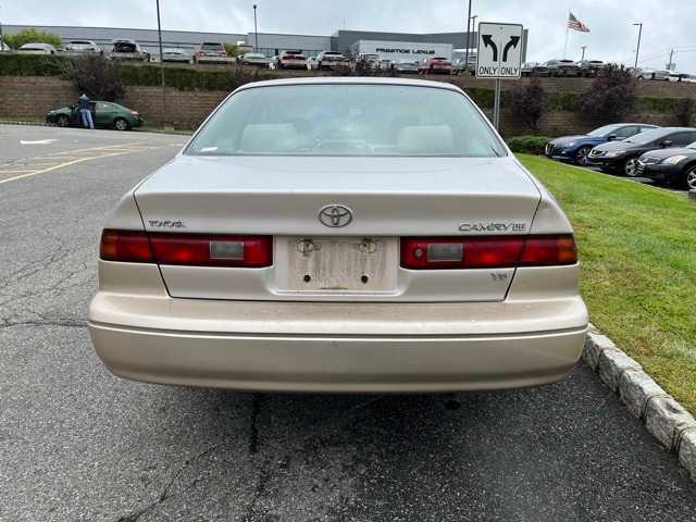 used 1998 Toyota Camry car, priced at $5,000