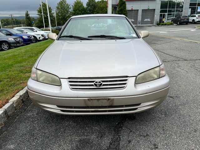 used 1998 Toyota Camry car, priced at $5,000