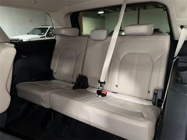 used 2023 Ford Expedition car, priced at $49,495
