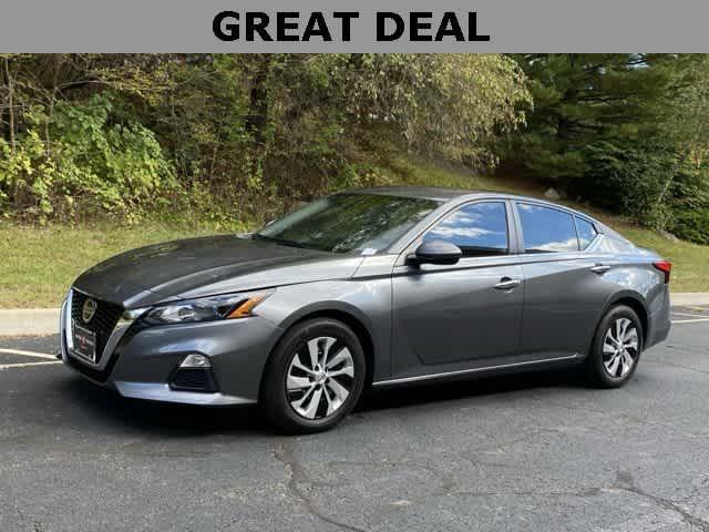 used 2022 Nissan Altima car, priced at $16,795