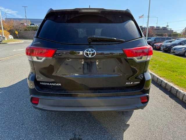 used 2017 Toyota Highlander car, priced at $22,995