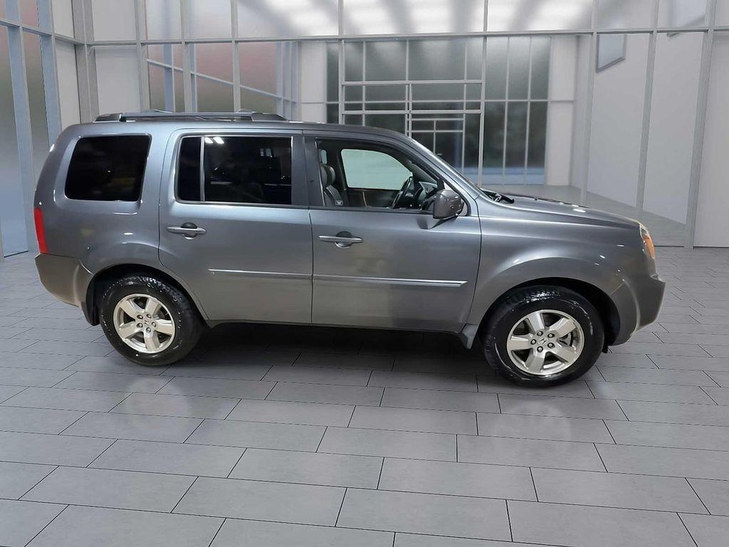 used 2010 Honda Pilot car, priced at $7,695