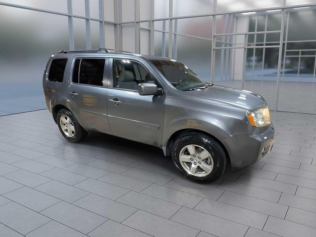 used 2010 Honda Pilot car, priced at $7,695