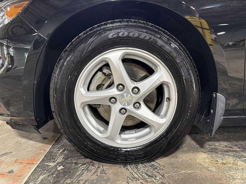 used 2017 Chevrolet Malibu car, priced at $13,495