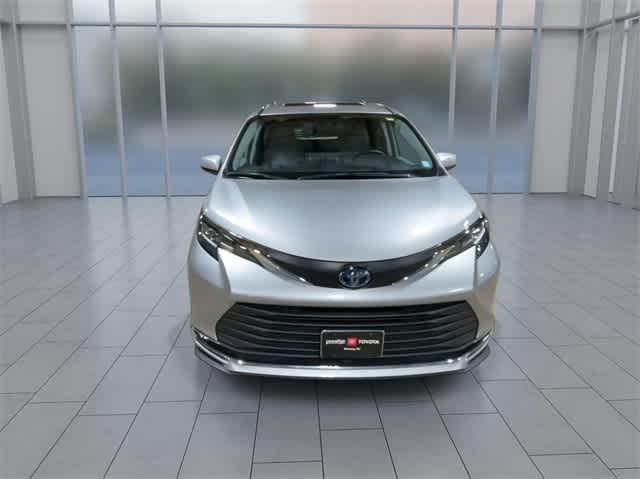 used 2021 Toyota Sienna car, priced at $36,495