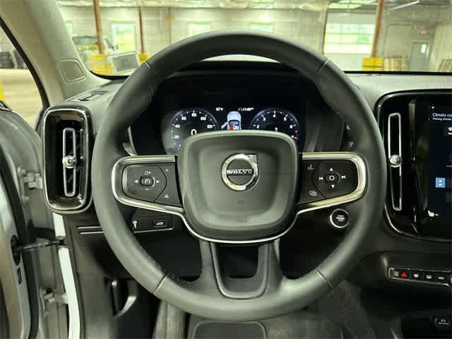 used 2022 Volvo XC40 car, priced at $25,995