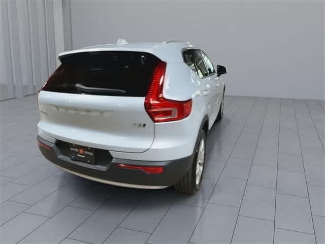 used 2022 Volvo XC40 car, priced at $25,995