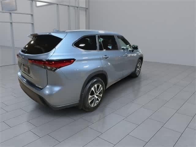 used 2023 Toyota Highlander car, priced at $39,495