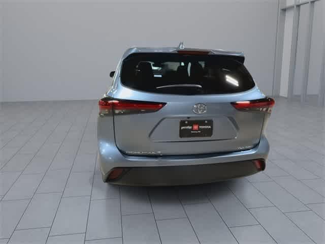 used 2023 Toyota Highlander car, priced at $39,495