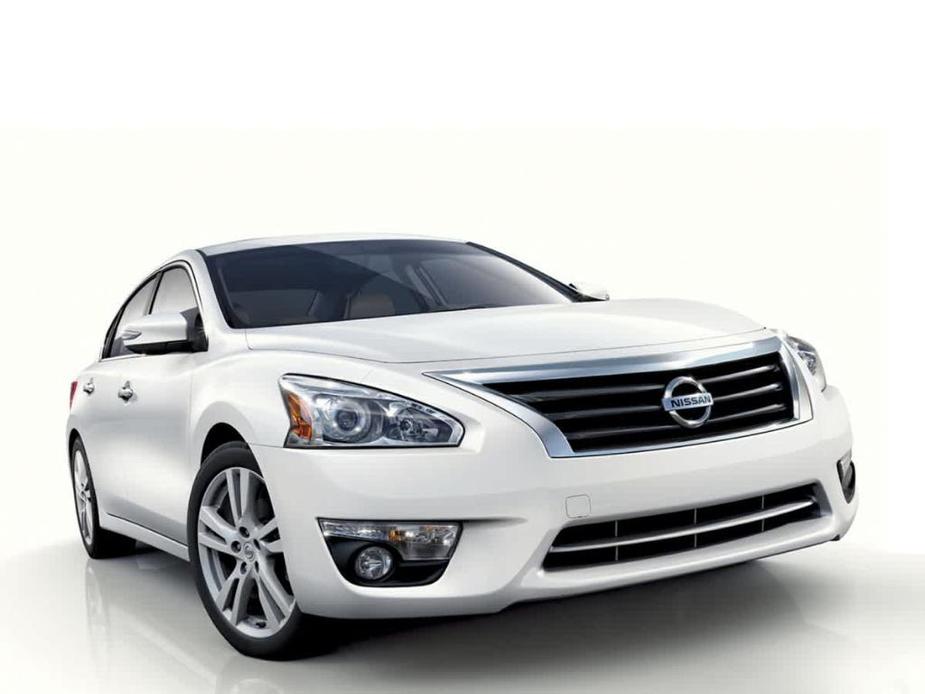 used 2015 Nissan Altima car, priced at $8,595