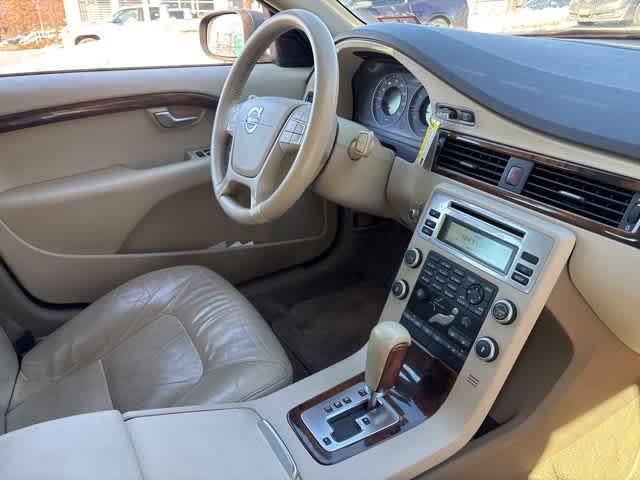 used 2010 Volvo V70 car, priced at $5,000